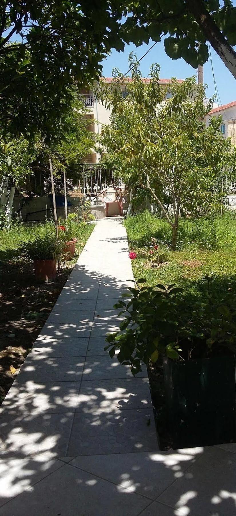 Elenas Garden Apartment Kávos Exterior foto